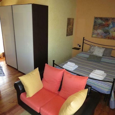 Casa Madonnina Appartement Dossobuono Buitenkant foto